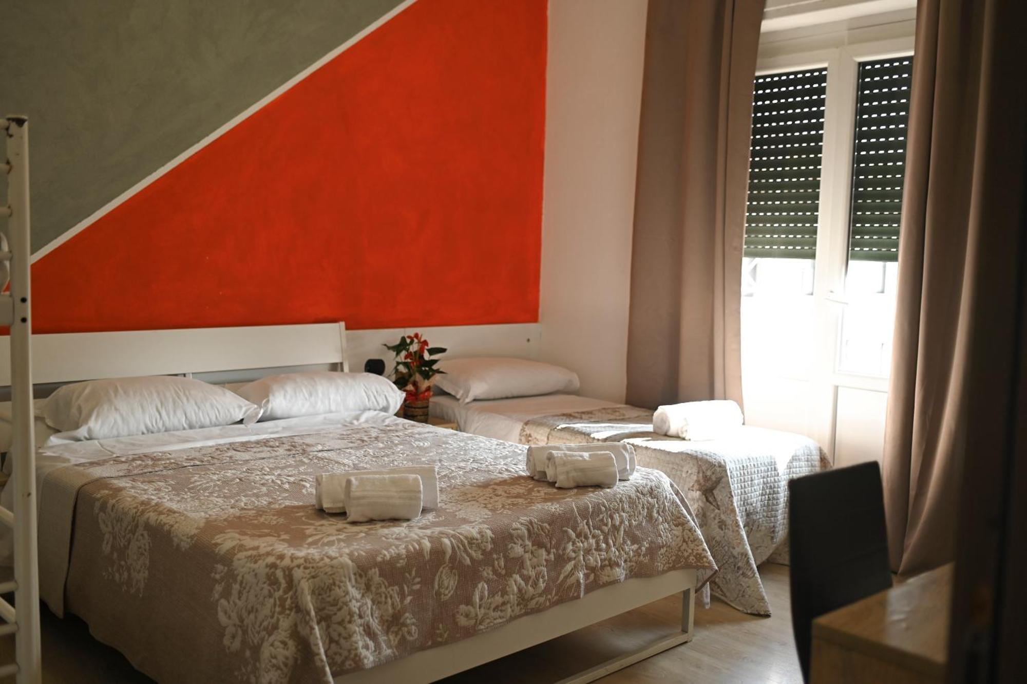 La Gloria Rho Private Rooms Only Extérieur photo